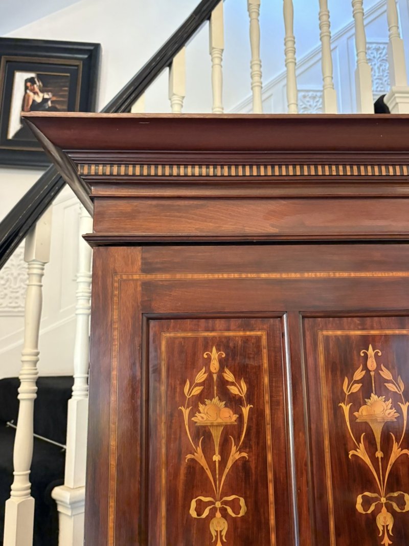 Large Antique Victorian Quality Inlaid Figured Mahogany 3 Door Wardrobe - Image 11